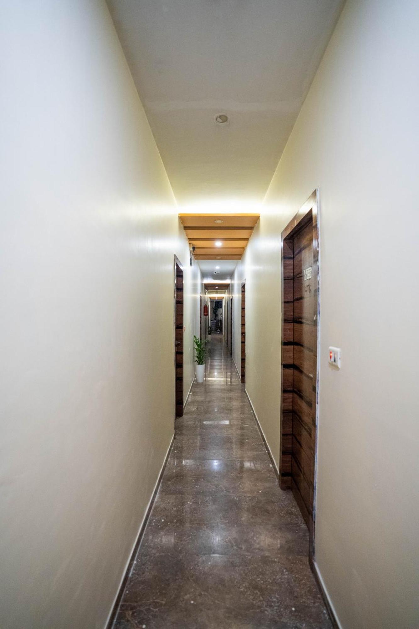 Hotel Royce Executive Near Us Consulate, Bandra Kurla Complex Mumbai Exterior photo
