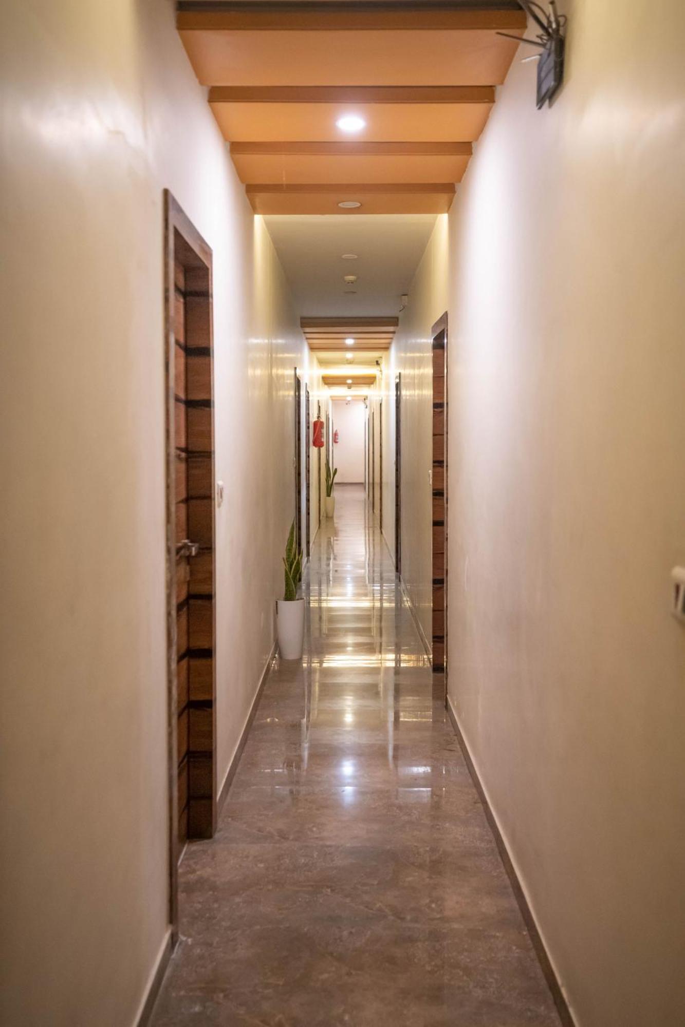 Hotel Royce Executive Near Us Consulate, Bandra Kurla Complex Mumbai Exterior photo