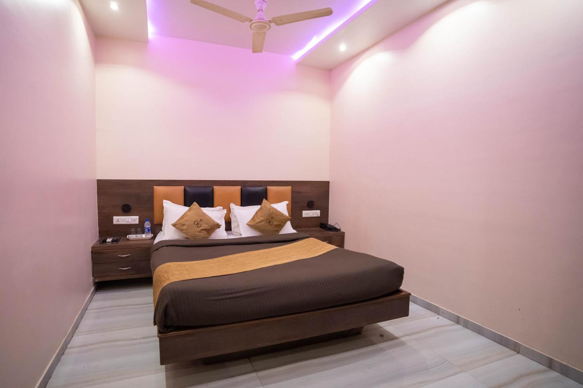 Hotel Royce Executive Near Us Consulate, Bandra Kurla Complex Mumbai Exterior photo